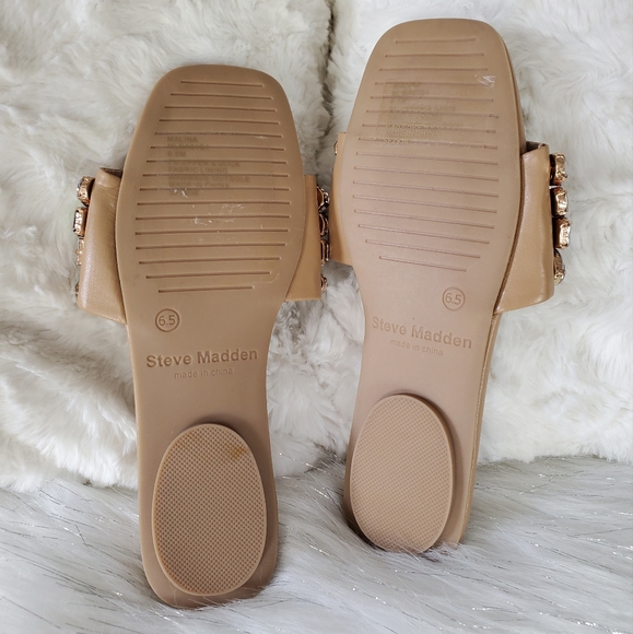 STEVE MADDEN jewel sandals - Picture 2 of 2